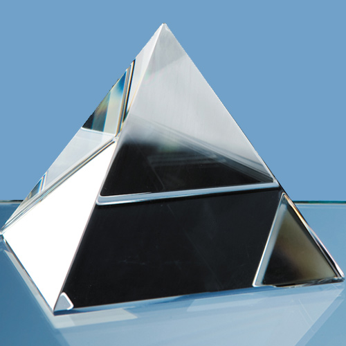 9cm Optical Crystal 4 Sided Pyramid